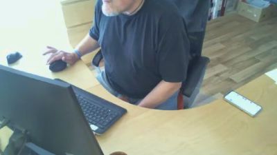 Barefooter live cam on Cam4