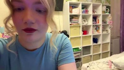 BariMattingly live cam on Cam4