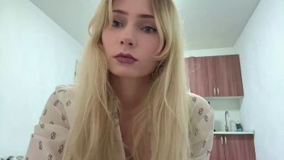 BarrieBernardo live cam on Cam4