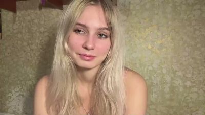 BarrieBernardo live cam on Cam4