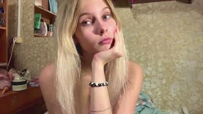 BarrieBernardo live cam on Cam4