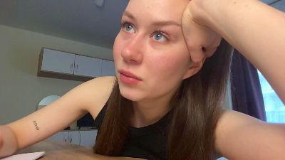 BarriePelotte live cam on Cam4