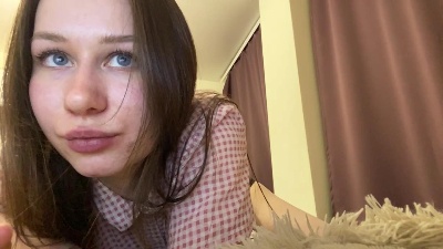 BarriePelotte live cam on Cam4