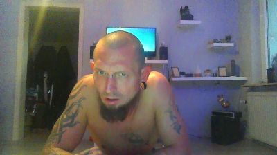 video live chat Basti84geil