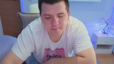 Basy8 live cam on Cam4