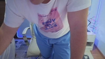 Basy8 live cam on Cam4