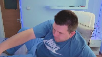 Basy8 live cam on Cam4