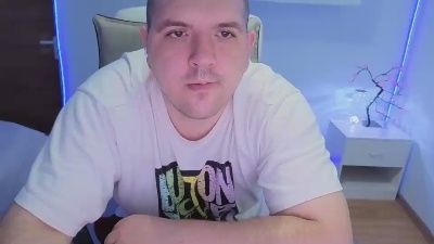 Basy8 live cam on Cam4