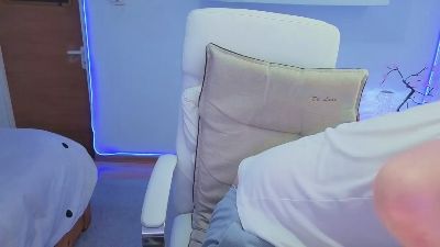 Basy8 live cam on Cam4