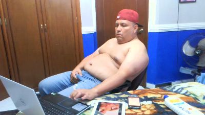 BatoCaliente3x live cam on Cam4
