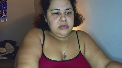 Bbwroyaltty live cam on Cam4