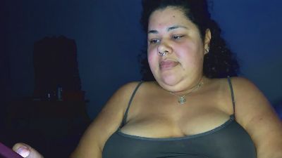 Bbwroyaltty live cam on Cam4