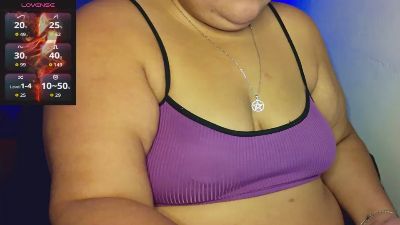Bbwroyaltty live cam on Cam4