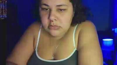 Bbwroyaltty live cam on Cam4