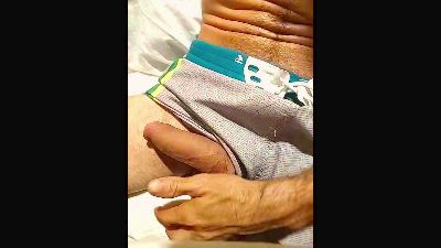 Beachman01 live cam on Cam4