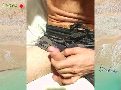 Beachman01 live cam on Cam4