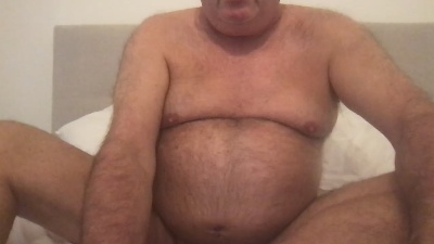 Bear5868 live cam on Cam4