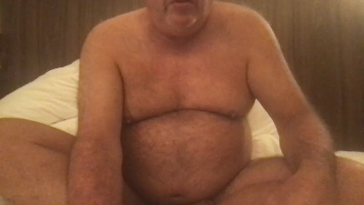 Bear5868 live cam on Cam4