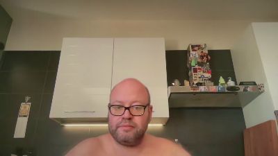 BearBoy78 live cam on Cam4