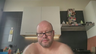 BearBoy78 live cam on Cam4