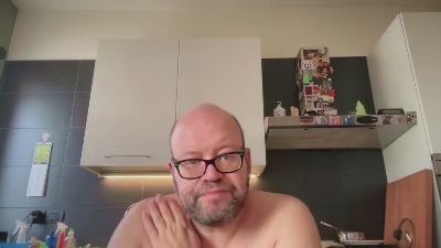 BearBoy78 live cam on Cam4