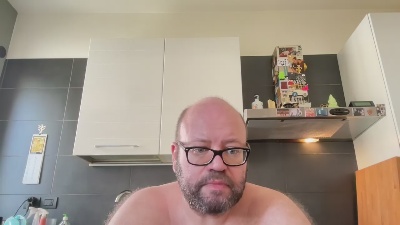 BearBoy78 live cam on Cam4