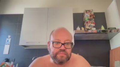 BearBoy78 live cam on Cam4