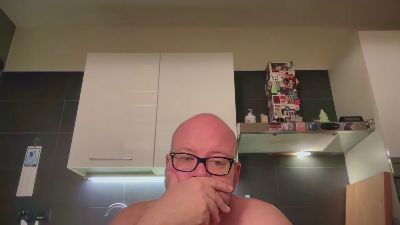 BearBoy78 live cam on Cam4