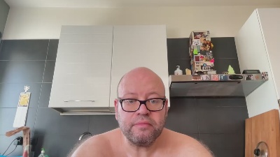 BearBoy78 live cam on Cam4