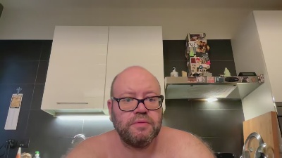 BearBoy78 live cam on Cam4