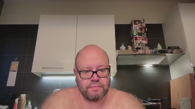 BearBoy78 live cam on Cam4