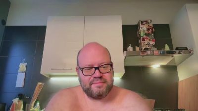 BearBoy78 live cam on Cam4