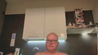 BearBoy78 live cam on Cam4