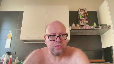 BearBoy78 live cam on Cam4