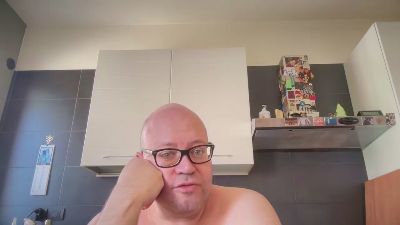 BearBoy78 live cam on Cam4