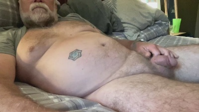 BeardedBarber live cam on Cam4