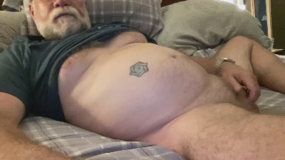 BeardedBarber live cam on Cam4