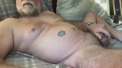 BeardedBarber live cam on Cam4