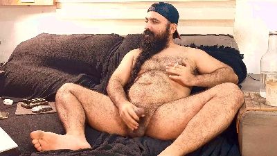 BeardedSmoker live cam on Cam4