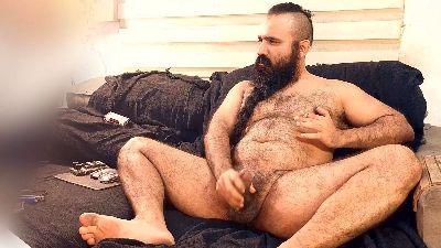 BeardedSmoker live cam on Cam4