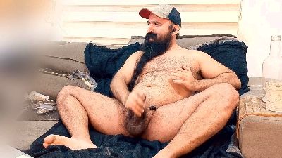 BeardedSmoker live cam on Cam4