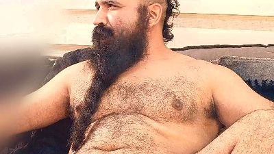 BeardedSmoker live cam on Cam4