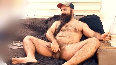 BeardedSmoker live cam on Cam4