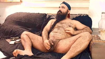 BeardedSmoker live cam on Cam4