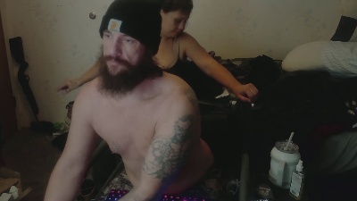 Beardedveteran live cam on Cam4