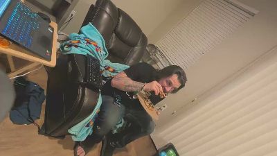 Beardedveteran live cam on Cam4