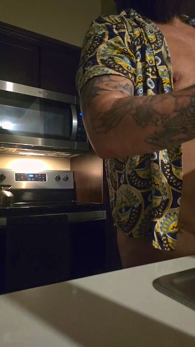 Beardedveteran live cam on Cam4