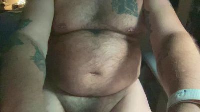 Bearhot4 live cam on Cam4