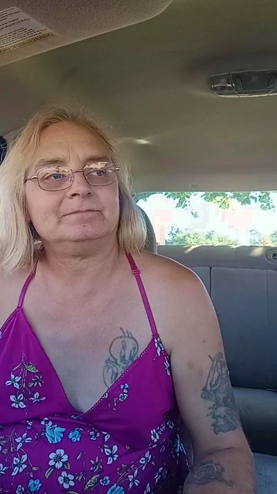 Beast2174 live cam on Cam4