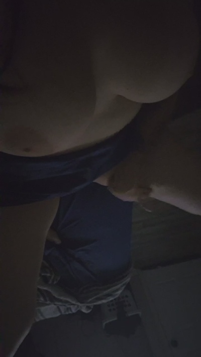 Beastgoddess live cam on Cam4